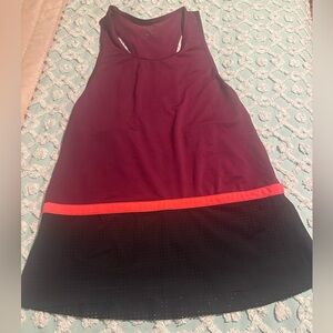 SHAPE trendy work out top sz S